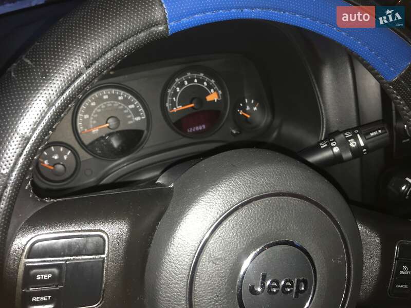 Позашляховик / Кросовер Jeep Patriot 2013 в Києві