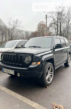 Позашляховик / Кросовер Jeep Patriot 2016 в Харкові