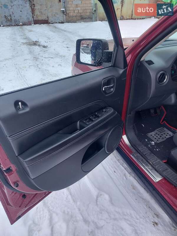 Позашляховик / Кросовер Jeep Patriot 2016 в Чернігові