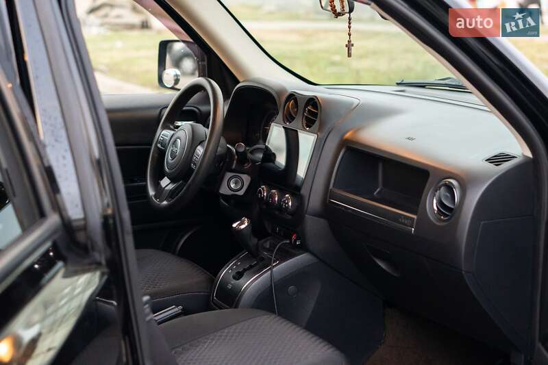 Внедорожник / Кроссовер Jeep Patriot 2014 в Ивано-Франковске