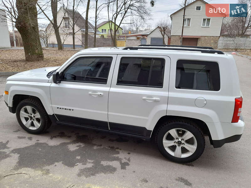 Позашляховик / Кросовер Jeep Patriot 2013 в Дніпрі
