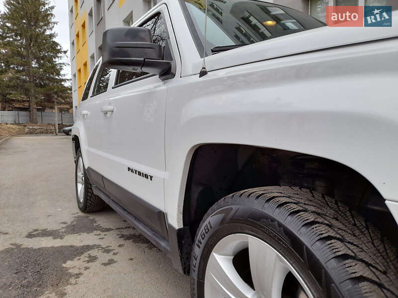 Позашляховик / Кросовер Jeep Patriot 2013 в Дніпрі