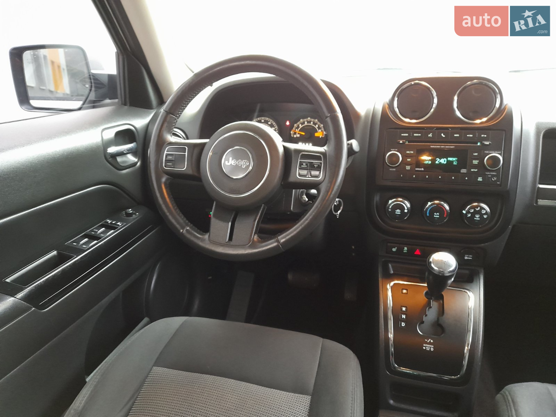 2013 Jeep Liberty (Patriot) - мініатюра 41