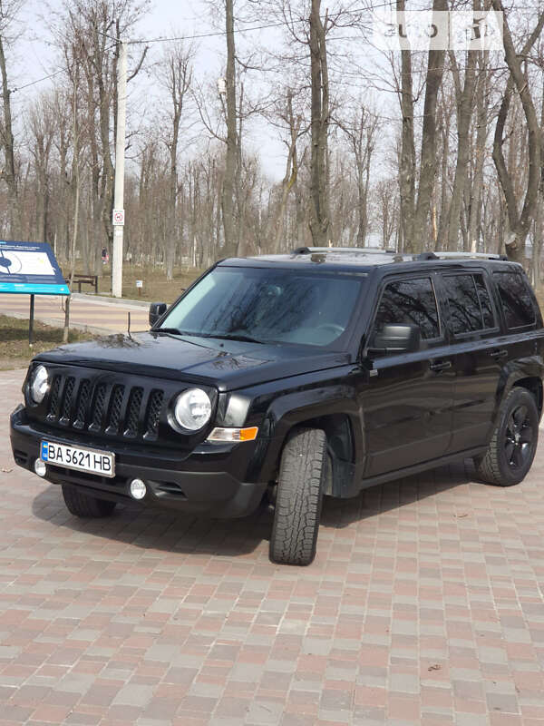Внедорожник / Кроссовер Jeep Patriot 2015 в Кропивницком