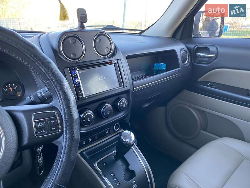 Внедорожник / Кроссовер Jeep Patriot 2016 в Полтаве