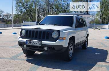 Внедорожник / Кроссовер Jeep Patriot 2013 в Измаиле