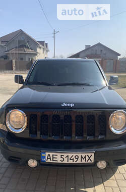 Позашляховик / Кросовер Jeep Patriot 2015 в Нікополі