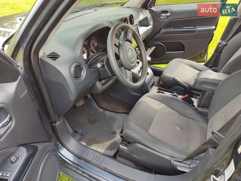 Позашляховик / Кросовер Jeep Patriot 2014 в Острозі