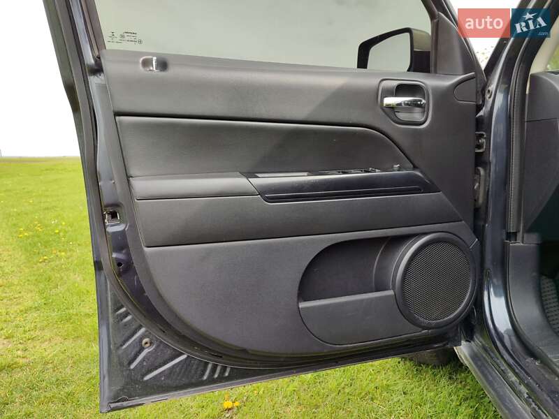 Позашляховик / Кросовер Jeep Patriot 2014 в Острозі