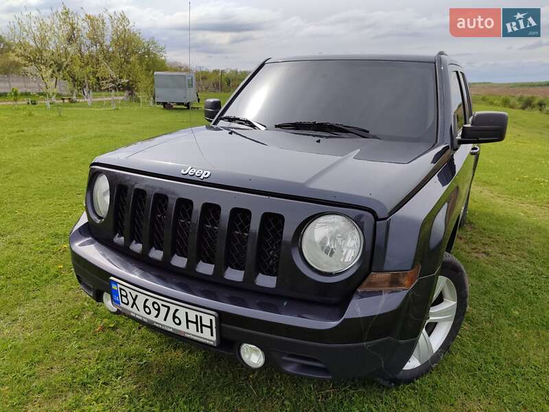 Позашляховик / Кросовер Jeep Patriot 2014 в Острозі