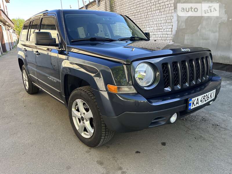 Позашляховик / Кросовер Jeep Patriot 2014 в Києві