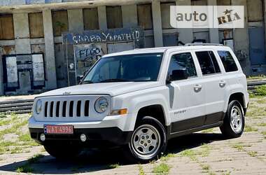 Позашляховик / Кросовер Jeep Patriot 2014 в Житомирі