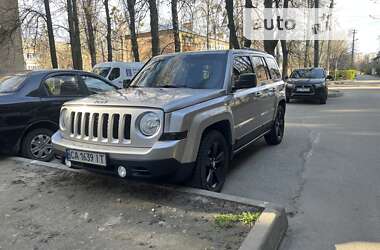 Внедорожник / Кроссовер Jeep Patriot 2014 в Киеве