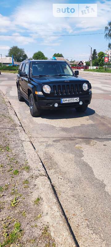 Внедорожник / Кроссовер Jeep Patriot 2016 в Овруче