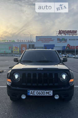 Позашляховик / Кросовер Jeep Patriot 2015 в Дніпрі