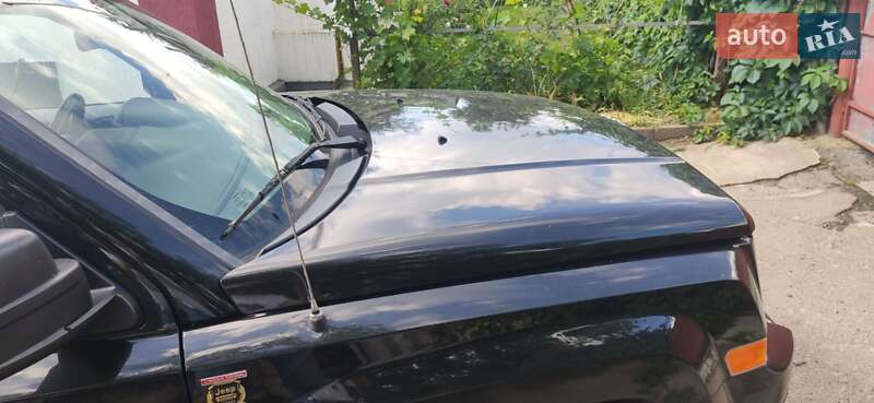 Внедорожник / Кроссовер Jeep Patriot 2015 в Киеве