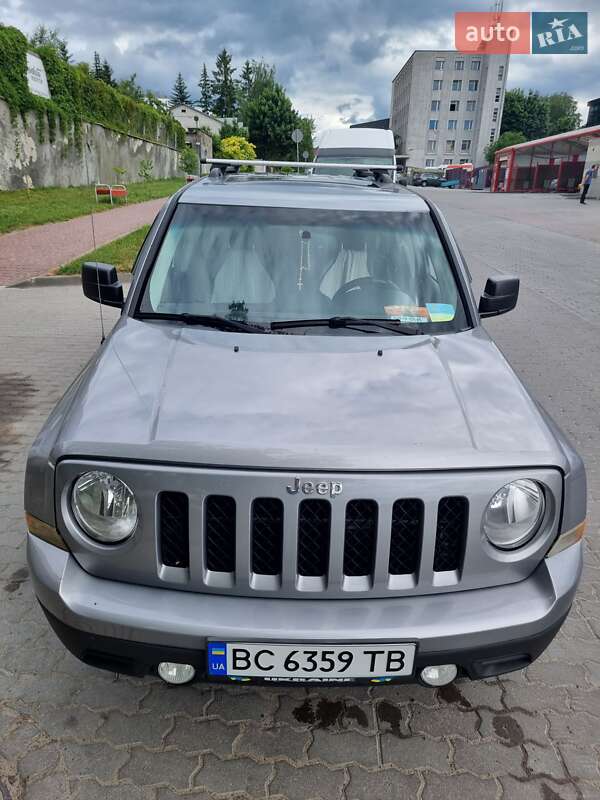Позашляховик / Кросовер Jeep Patriot 2014 в Львові