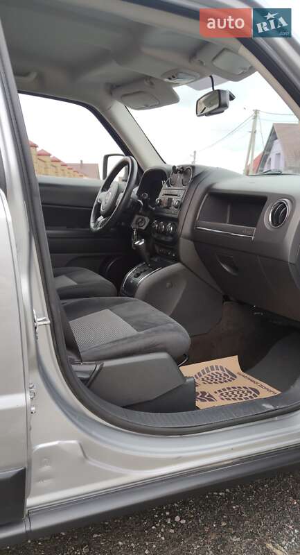 Внедорожник / Кроссовер Jeep Patriot 2014 в Луцке