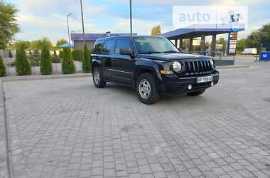 Позашляховик / Кросовер Jeep Patriot 2015 в Запоріжжі