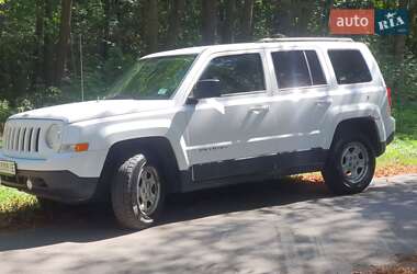 Внедорожник / Кроссовер Jeep Patriot 2011 в Виннице