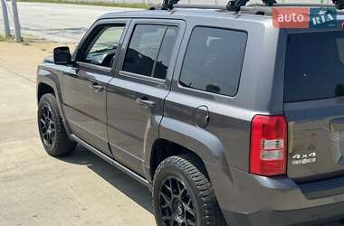 Позашляховик / Кросовер Jeep Patriot 2015 в 