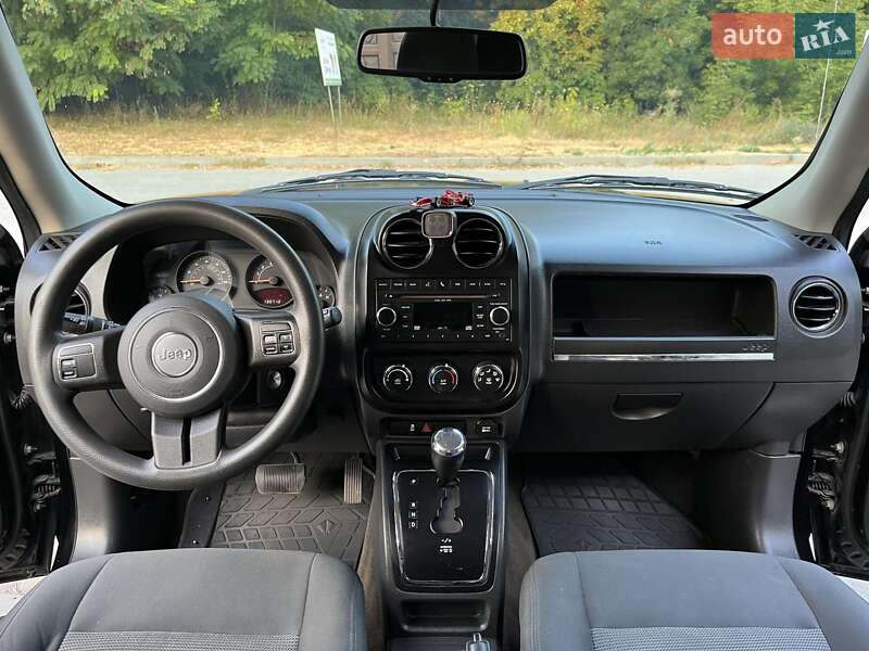 Позашляховик / Кросовер Jeep Patriot 2014 в Запоріжжі