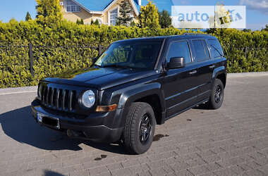 Позашляховик / Кросовер Jeep Patriot 2010 в Долині