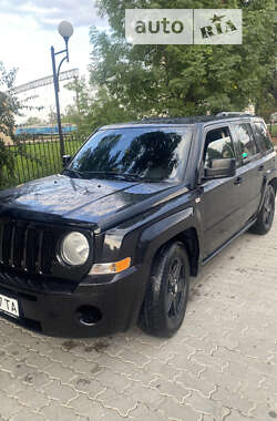 Внедорожник / Кроссовер Jeep Patriot 2008 в Старом Самборе