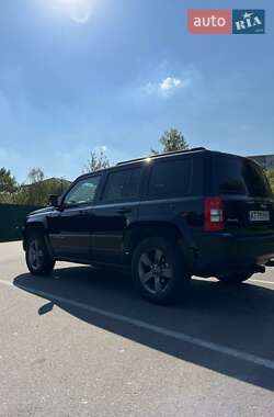 Внедорожник / Кроссовер Jeep Patriot 2015 в 