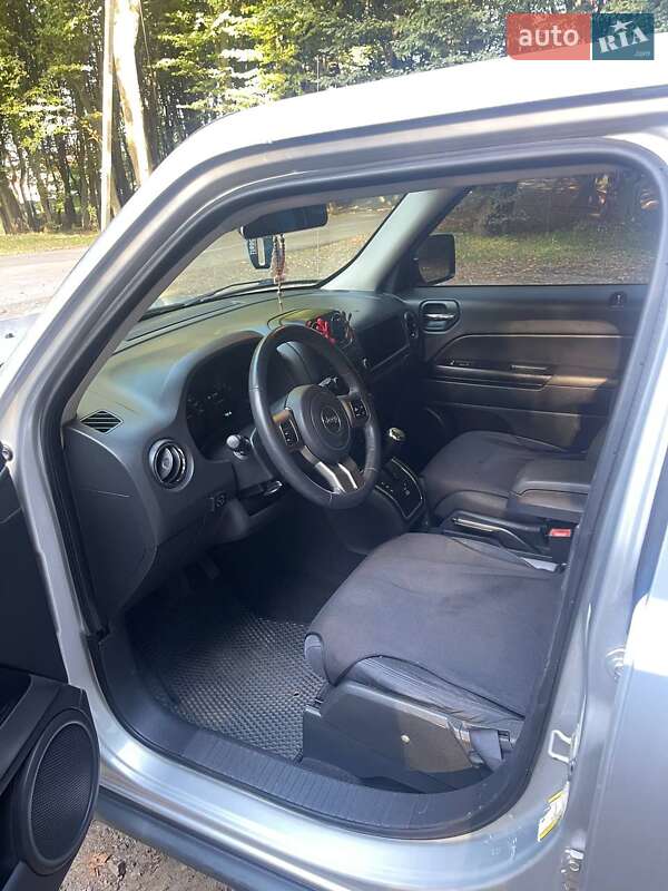 Позашляховик / Кросовер Jeep Patriot 2011 в Львові