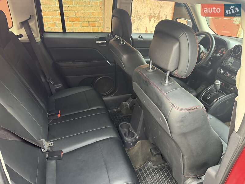Позашляховик / Кросовер Jeep Patriot 2015 в Хмельницькому