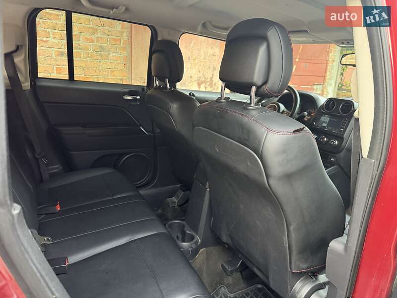 Позашляховик / Кросовер Jeep Patriot 2015 в Хмельницькому