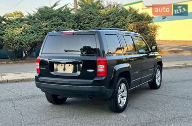 Позашляховик / Кросовер Jeep Patriot 2016 в 