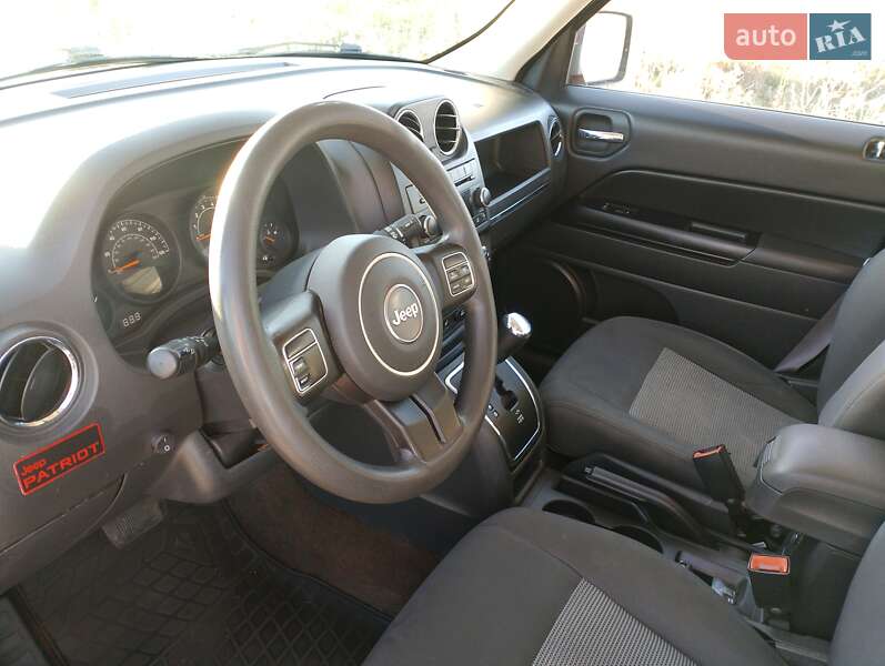 Позашляховик / Кросовер Jeep Patriot 2015 в Львові