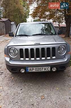 Позашляховик / Кросовер Jeep Patriot 2015 в Запоріжжі