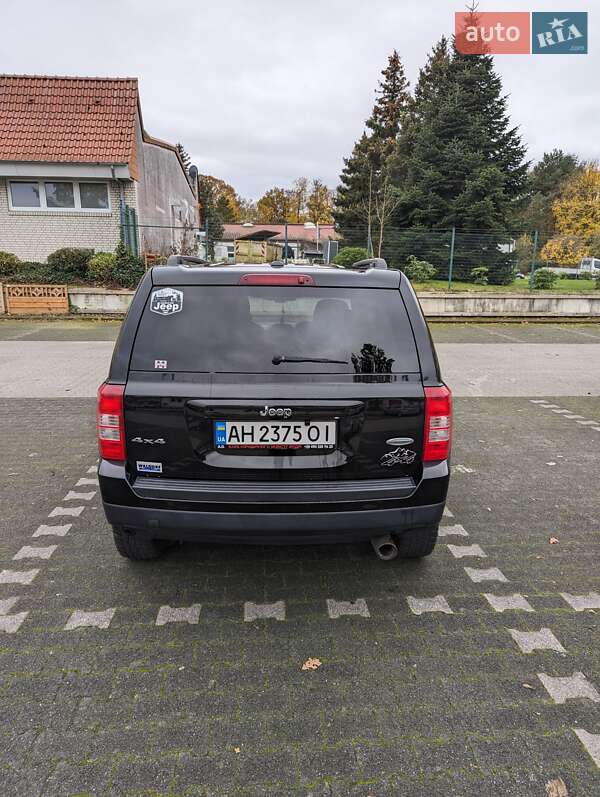 Позашляховик / Кросовер Jeep Patriot 2016 в Дніпрі