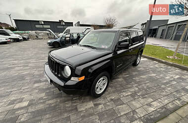 Внедорожник / Кроссовер Jeep Patriot 2011 в Луцке