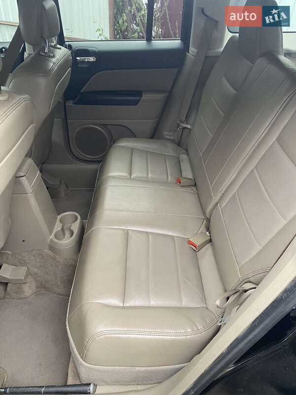 Позашляховик / Кросовер Jeep Patriot 2013 в Житомирі