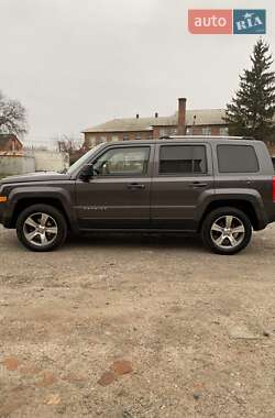 Позашляховик / Кросовер Jeep Patriot 2016 в Сумах