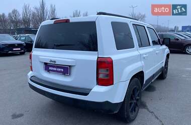 Внедорожник / Кроссовер Jeep Patriot 2014 в Днепре