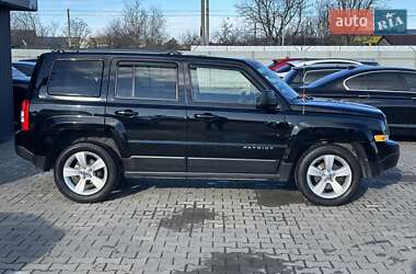 Внедорожник / Кроссовер Jeep Patriot 2013 в Черновцах