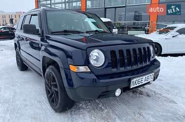 Позашляховик / Кросовер Jeep Patriot 2016 в Львові