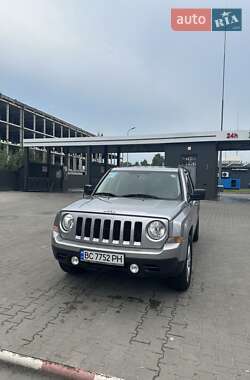 Внедорожник / Кроссовер Jeep Patriot 2016 в Львове