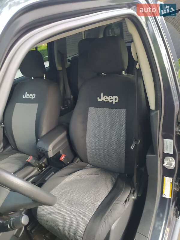 Позашляховик / Кросовер Jeep Patriot 2015 в Мені