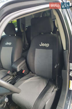 Внедорожник / Кроссовер Jeep Patriot 2015 в 