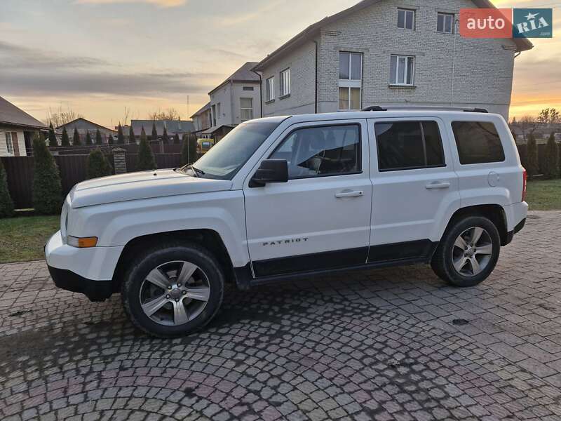 Внедорожник / Кроссовер Jeep Patriot 2016 в Жовкве