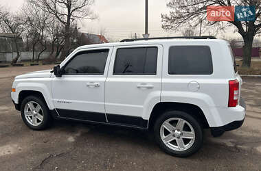 Позашляховик / Кросовер Jeep Patriot 2016 в Чернігові