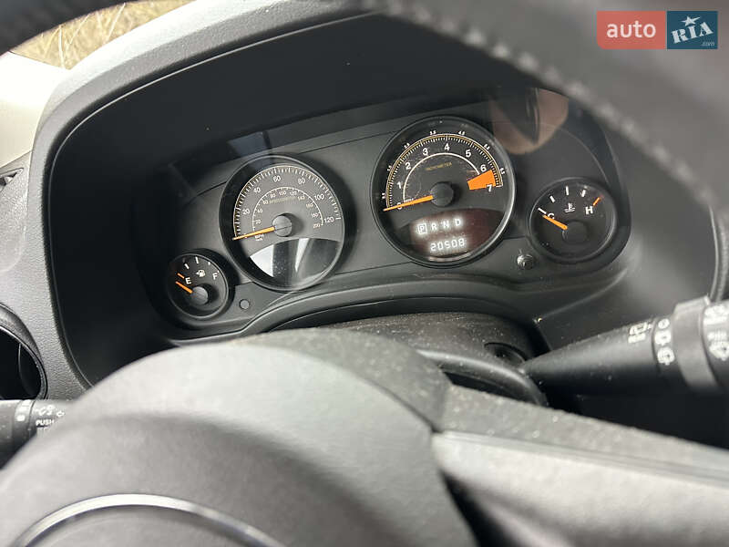 Позашляховик / Кросовер Jeep Patriot 2016 в Львові фото 16 Позашляховик / Кросовер Jeep Patriot 2016 в Львові