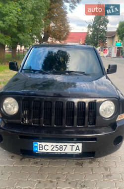 Позашляховик / Кросовер Jeep Patriot 2008 в 