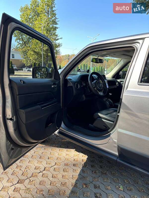 Позашляховик / Кросовер Jeep Patriot 2015 в Харкові